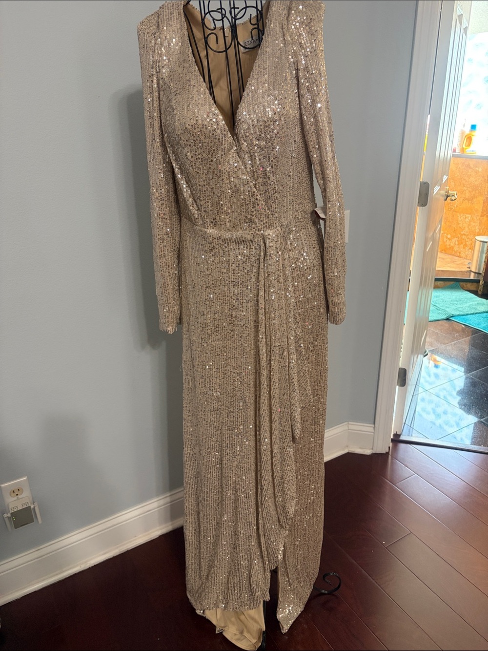 Mac Duggal (126) sequin Wrap Maxi Dress in silver Champagne size 8